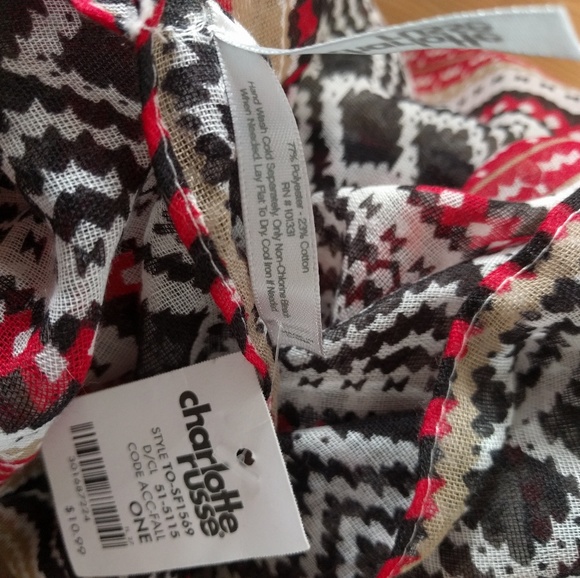 ❎ *Sold* Southwestern Pattern Infinity Scarf - Picture 7 of 7